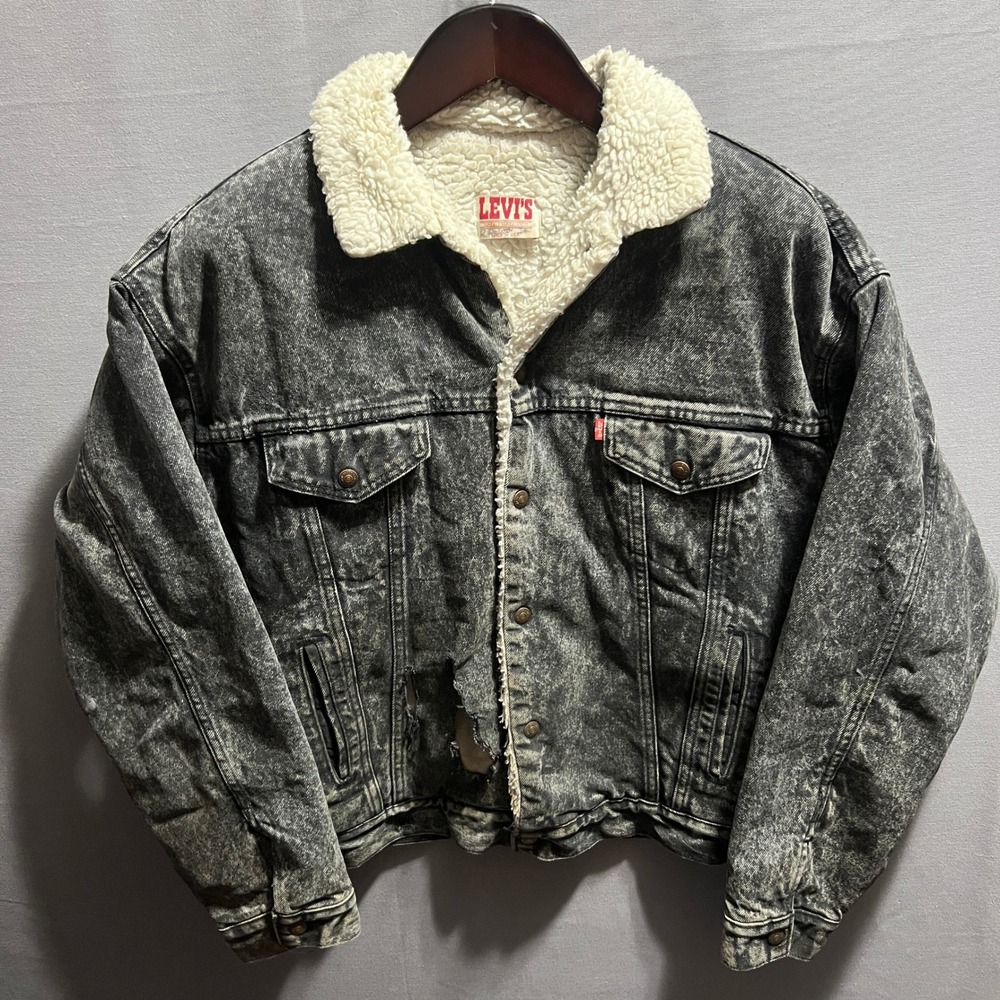Vintage Levis Sherpa Lined Denim Trucker Jacket XL Acid Wash Grey Made in USA